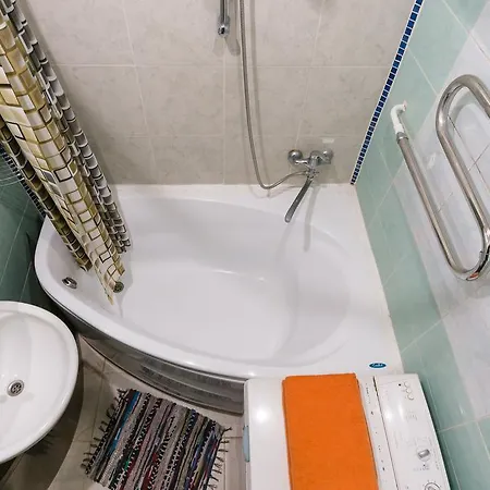 Уютная Квартира С 2 Спальнями В Центре Apartment