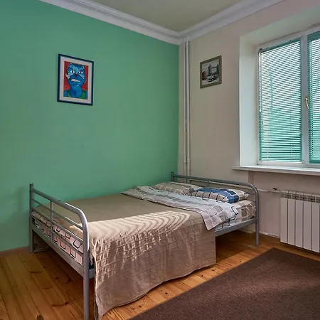 Уютная Квартира С 2 Спальнями В Центре Apartament *